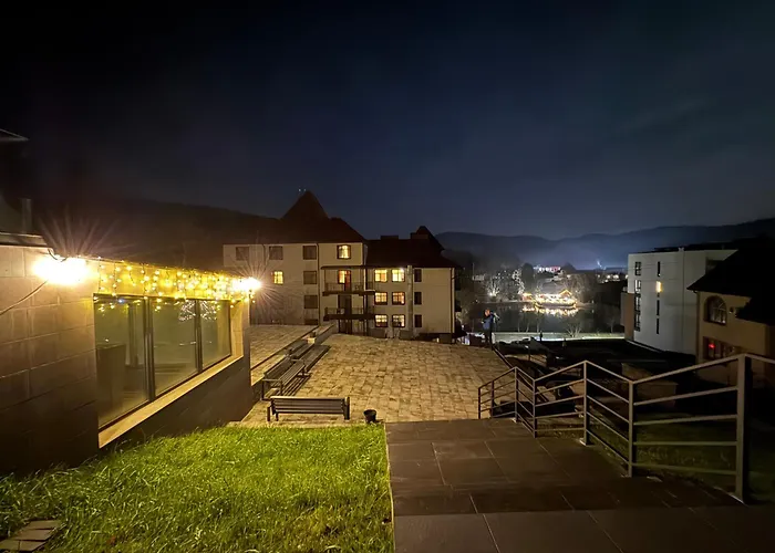 Park House Aparts 公寓式酒店 波利亚纳